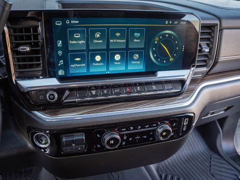 Used 2024 Chevrolet Silverado 2500 LT image 21