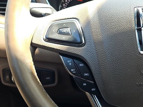 Used 2017 Lincoln MKC Reserve w/ Lincoln MKC Climate Package AWD/4WD image 28