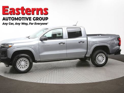 Used 2024 Chevrolet Colorado W/T RWD image 57