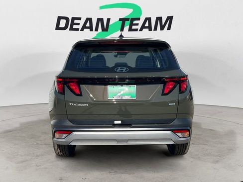 New 2026 Hyundai Tucson SE image 6