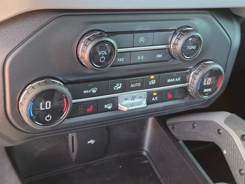 Certified 2024 Ford Bronco Big Bend AWD/4WD image 22