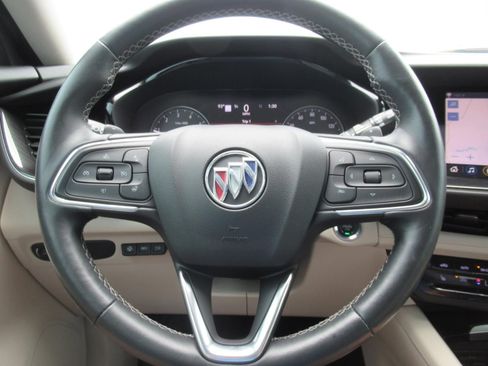 Used 2021 Buick Envision Essence w/ Technology Package I FWD image 22