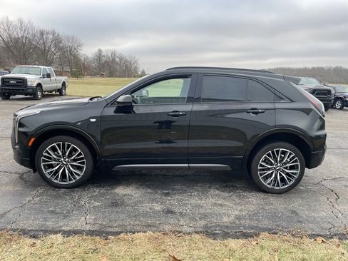 Used 2024 Cadillac XT4 Sport image 11