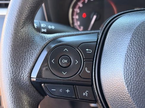 Used 2024 Toyota RAV4 XLE AWD/4WD image 27
