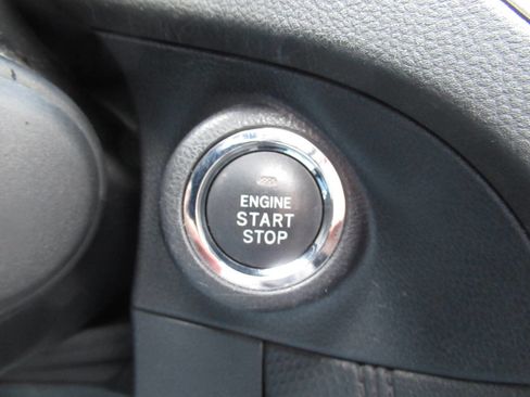 Used 2022 Subaru Forester Premium image 26