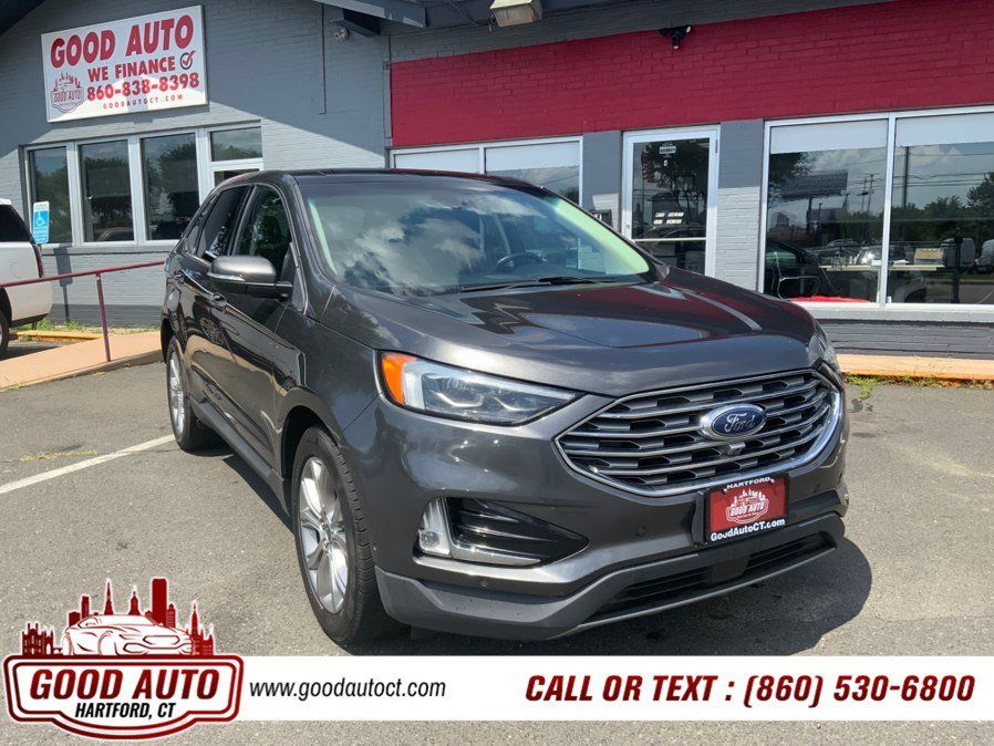Used 2019 Ford Edge Titanium w/ Equipment Group 301A AWD/4WD image 3