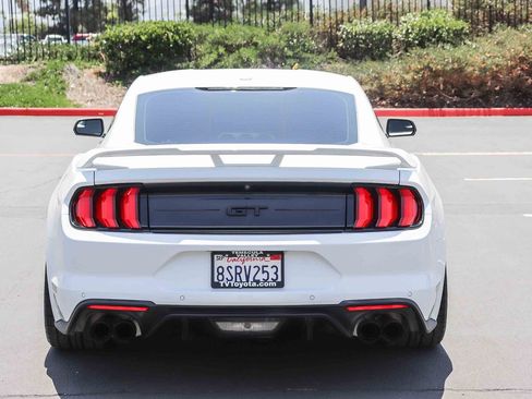 Used 2019 Ford Mustang GT Premium RWD image 6