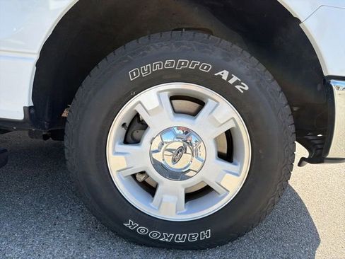 Used 2011 Ford F150 XLT w/ XLT Convenience Pkg RWD image 23