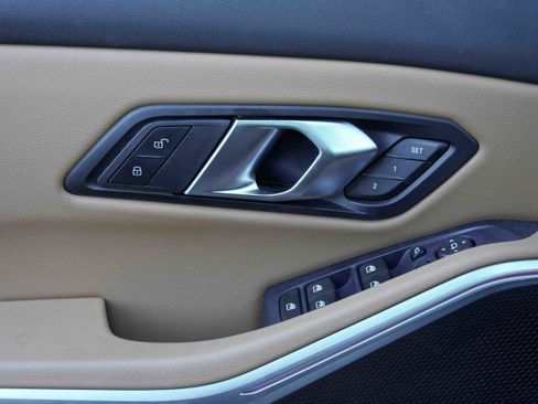 Used 2024 BMW 330i Sedan w/ Convenience Package image 16