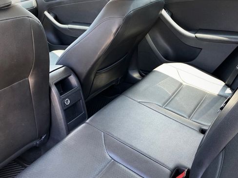 Used 2015 Volkswagen Jetta SE FWD image 12