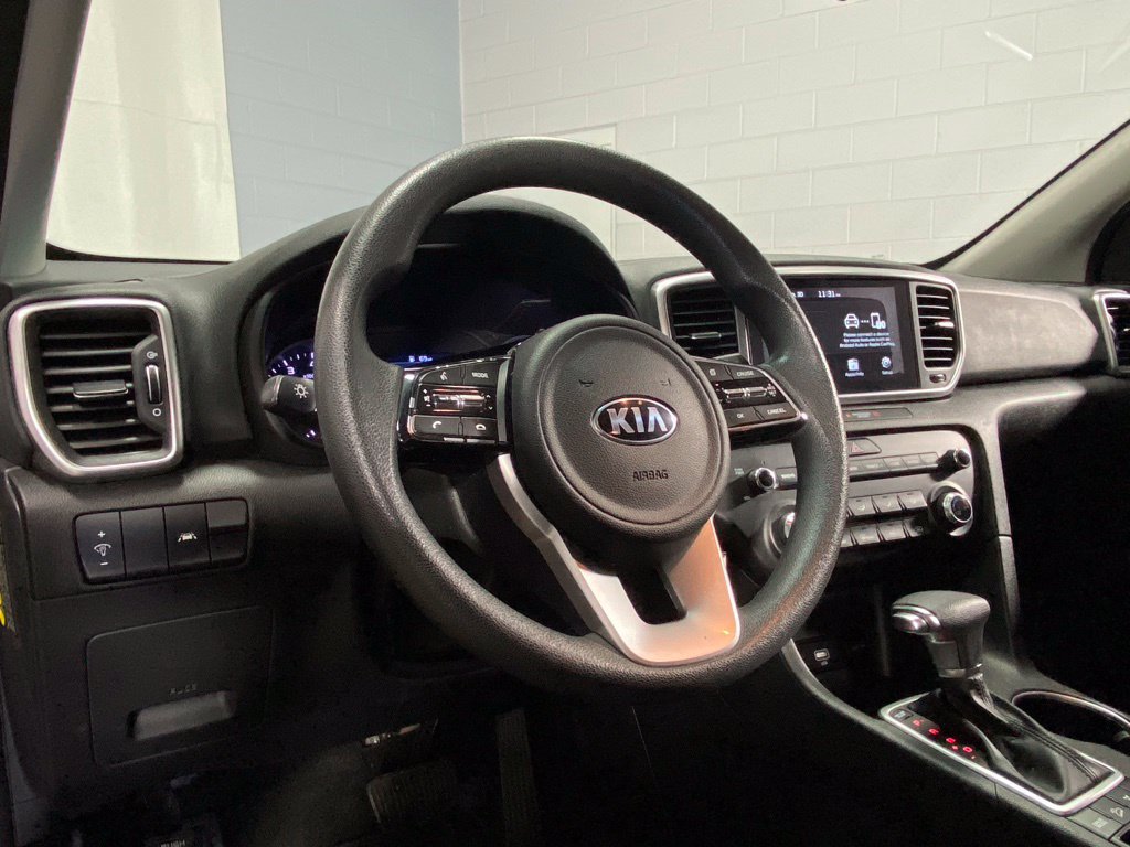 Used 2020 Kia Sportage LX AWD/4WD image 18