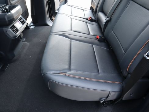 New 2025 Ford F150 Lariat w/ Equipment Group 501A Mid image 14