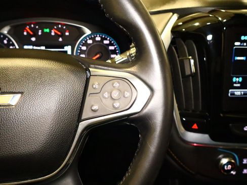 Used 2019 Chevrolet Traverse LT w/ LT Premium Package image 12