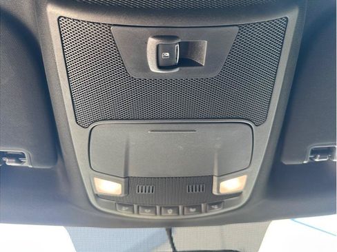 Used 2018 Ford F150 XLT w/ Equipment Group 302A Luxury AWD/4WD image 22