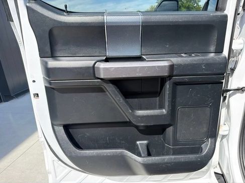 Used 2019 Ford F150 XLT w/ Equipment Group 302A Luxury AWD/4WD image 15