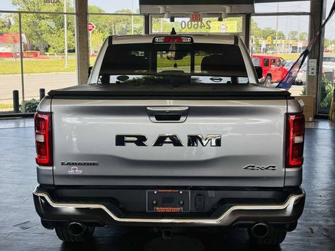 Used 2025 RAM 1500 Laramie AWD/4WD image 9