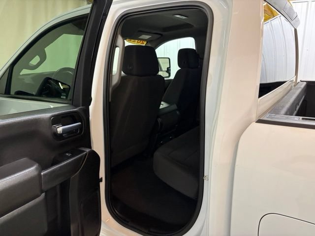 Used 2022 Chevrolet Silverado 2500 Custom w/ Custom Value Package AWD/4WD image 20