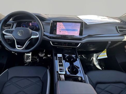 New 2026 Volkswagen Atlas Peak Edition AWD/4WD image 7
