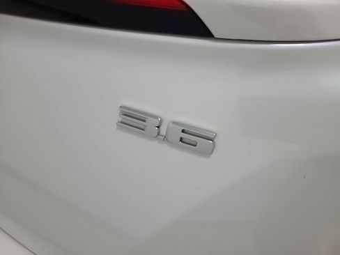 Used 2018 Cadillac XTS Luxury AWD/4WD image 13