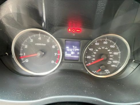 Used 2016 Subaru Crosstrek 2.0i Premium image 16