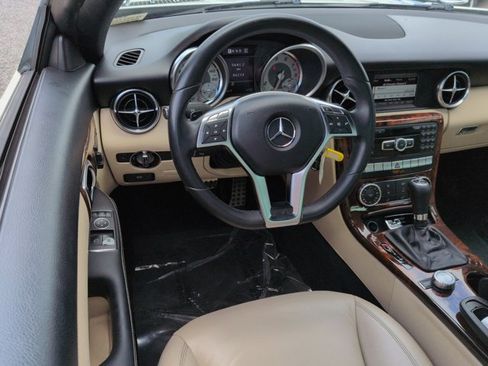 Used 2013 Mercedes-Benz SLK 250 w/ Premium I Pkg image 14