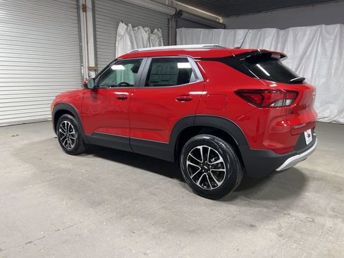 New 2026 Chevrolet TrailBlazer LT FWD image 5