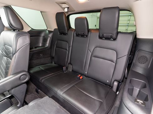 Used 2022 Nissan Pathfinder Platinum w/ Cargo Package AWD/4WD image 32