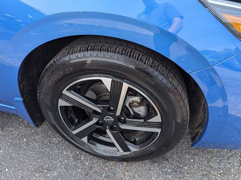 Used 2024 Nissan Sentra SV FWD image 35