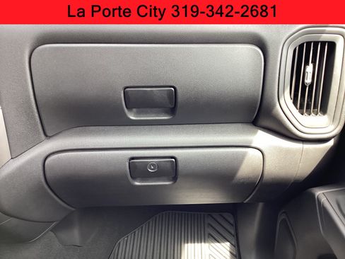 Used 2024 Chevrolet Silverado 1500 W/T w/ WT Convenience Package AWD/4WD image 17