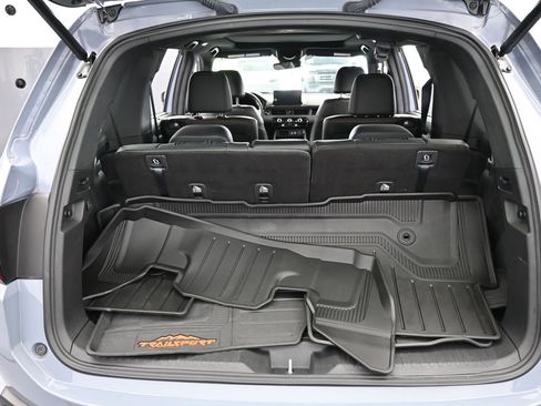 Used 2023 Honda Pilot TrailSport image 47