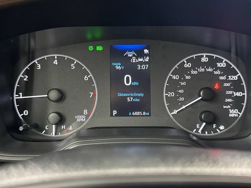 Used 2025 Toyota Corolla LE FWD image 21