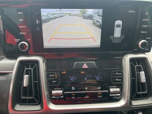 Used 2023 Kia Sorento S FWD image 7