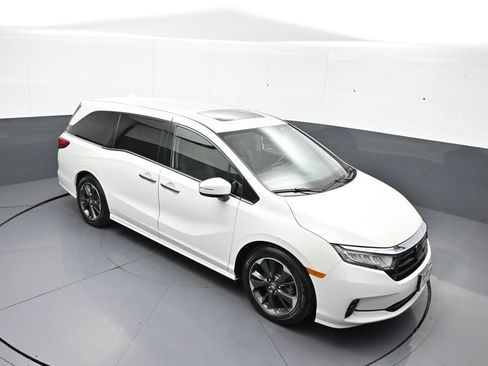 Used 2024 Honda Odyssey Elite image 40