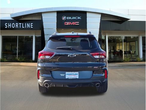 Used 2023 Chevrolet TrailBlazer RS FWD image 4