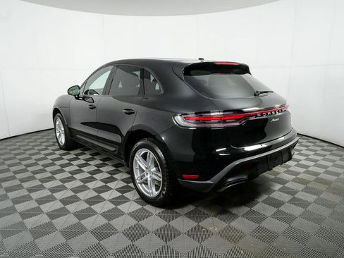 Certified 2023 Porsche Macan Turbo image 3