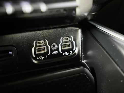 Used 2019 RAM 1500 Big Horn image 29