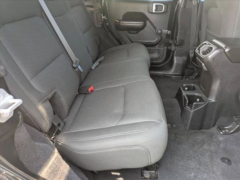 Used 2019 Jeep Wrangler Unlimited Sport AWD/4WD image 18