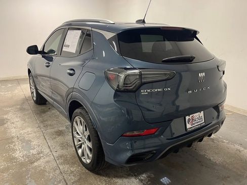 Used 2024 Buick Encore GX Avenir w/ Avenir Convenience Package image 9