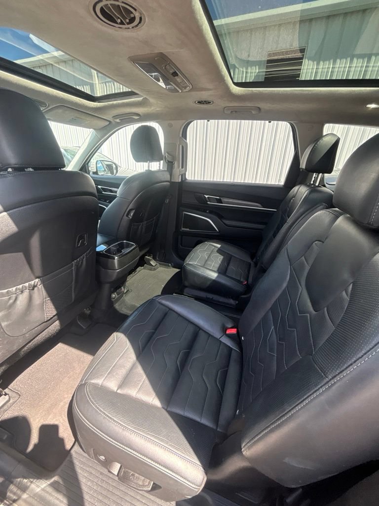 Used 2021 Kia Telluride SX w/ SX Prestige Package AWD/4WD image 17