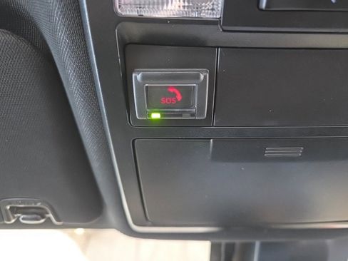 Used 2021 Toyota Tacoma TRD Sport image 28