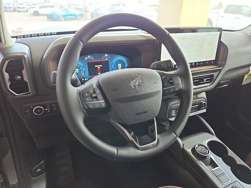 New 2025 Ford Bronco Sport Outer Banks w/ Outer Banks Tech Package+ AWD/4WD image 25