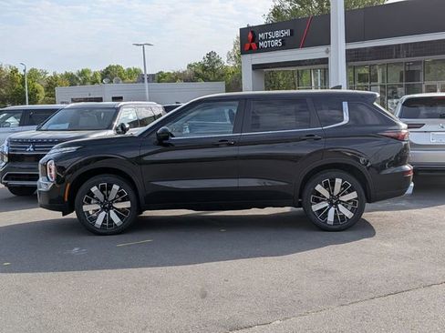 New 2026 Mitsubishi Outlander SE FWD image 6