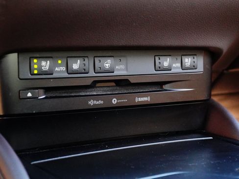 Used 2021 Lexus ES 350 w/ Premium Package image 18