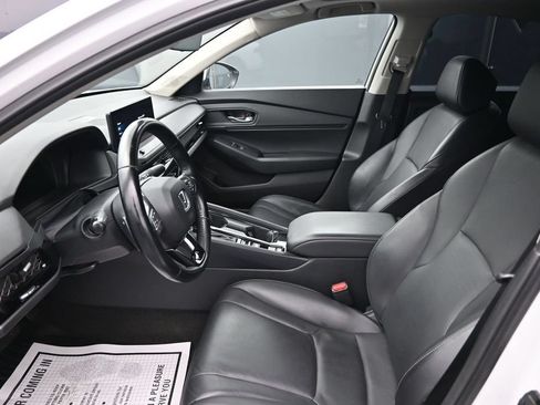 Used 2023 Honda Accord EX-L image 11