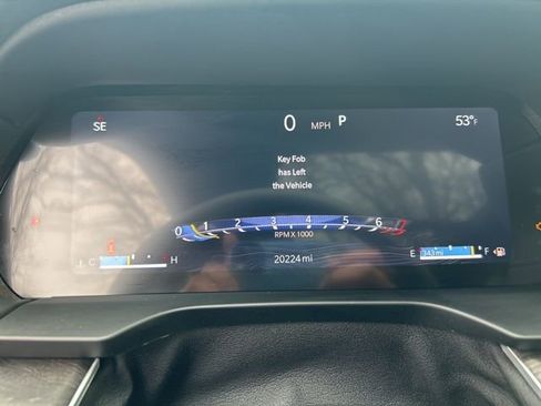 Used 2024 Jeep Grand Cherokee Limited w/ Black Appearance Package AWD/4WD image 14