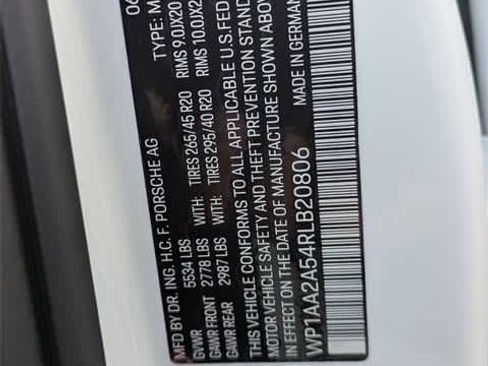 Used 2024 Porsche Macan image 37