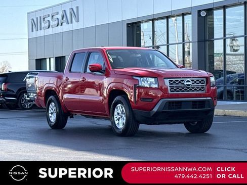 Used 2024 Nissan Frontier SV RWD image 1