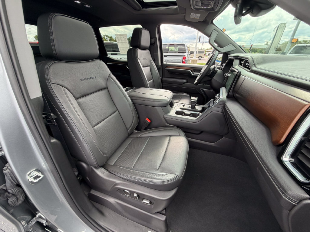 Certified 2024 GMC Sierra 1500 Denali AWD/4WD image 15
