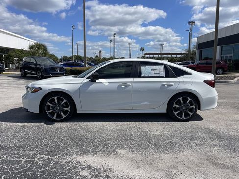 Used 2026 Honda Civic Sport Touring image 6