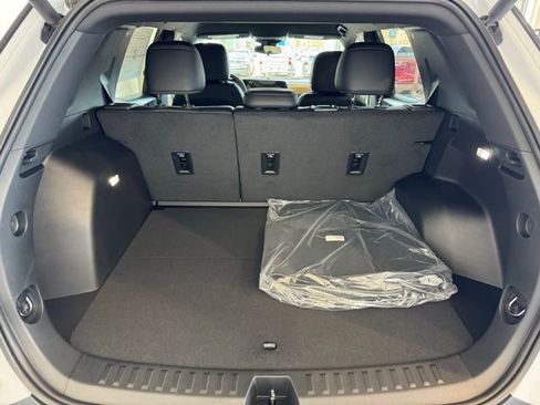 New 2026 Chevrolet Equinox ACTIV AWD/4WD image 40